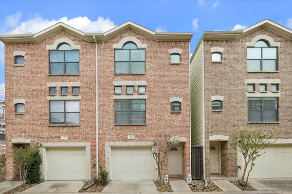 8715 Meadowcroft Drive #1102, Houston, TX 77063