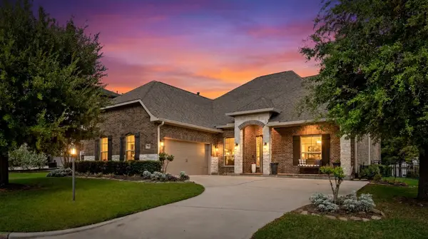 32 Waterford Way, Montgomery, TX 77356