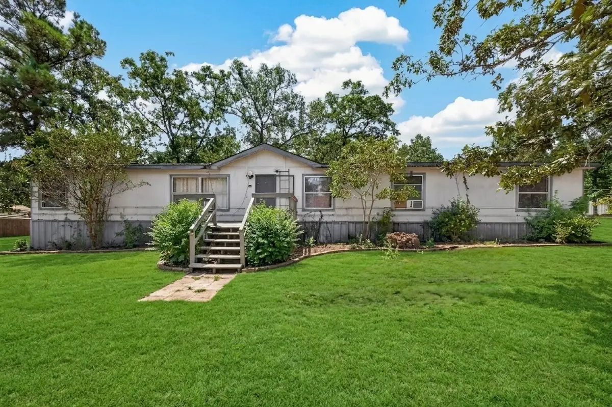 27 Pinedale Subd Rd, Huntsville, TX 77320 - #1