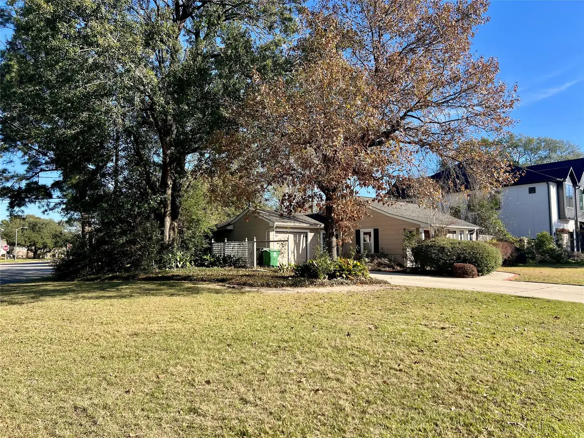 1722 Candlelight Lane, Houston, TX 77018 - Image #1