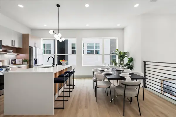 2950 Pitzlin Street, Houston, TX 77023