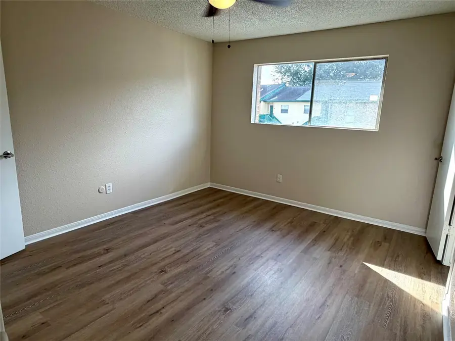 1516 Bay Area Boulevard #G6, Houston, TX 77058 - #2