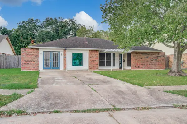 5009 Groveton Lane, Pearland, TX 77584