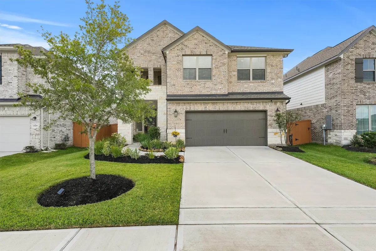 13813 Sabine Lake Drive, Texas City, TX 77568 - Image #1