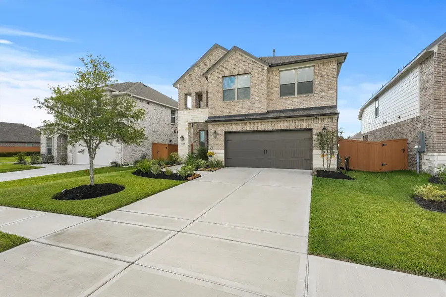 13813 Sabine Lake Drive, Texas City, TX 77568 - Image #2