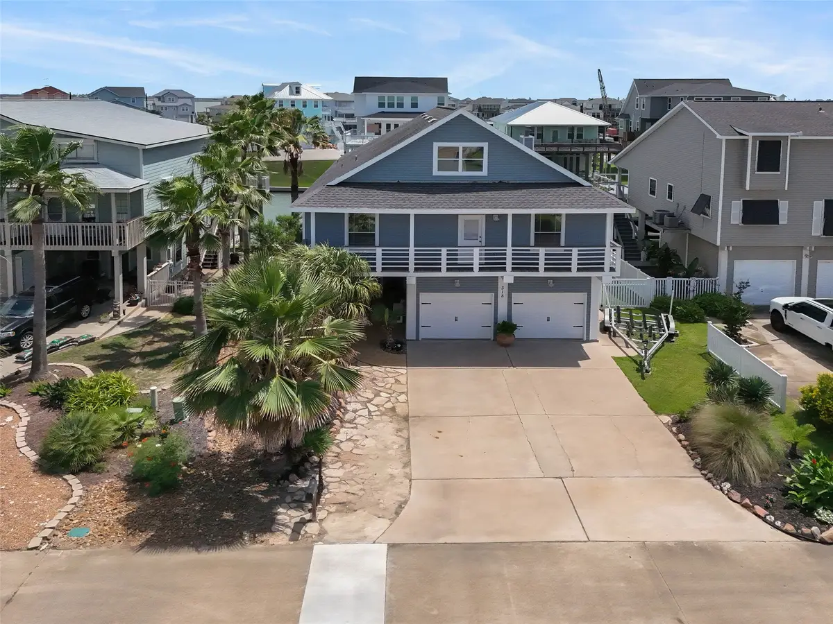 318 Sunset Circle, Tiki Island, TX 77554 - #1