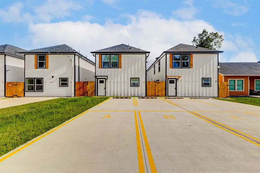 8218 Bigwood Street #A/B, Houston, TX 77078 - #3