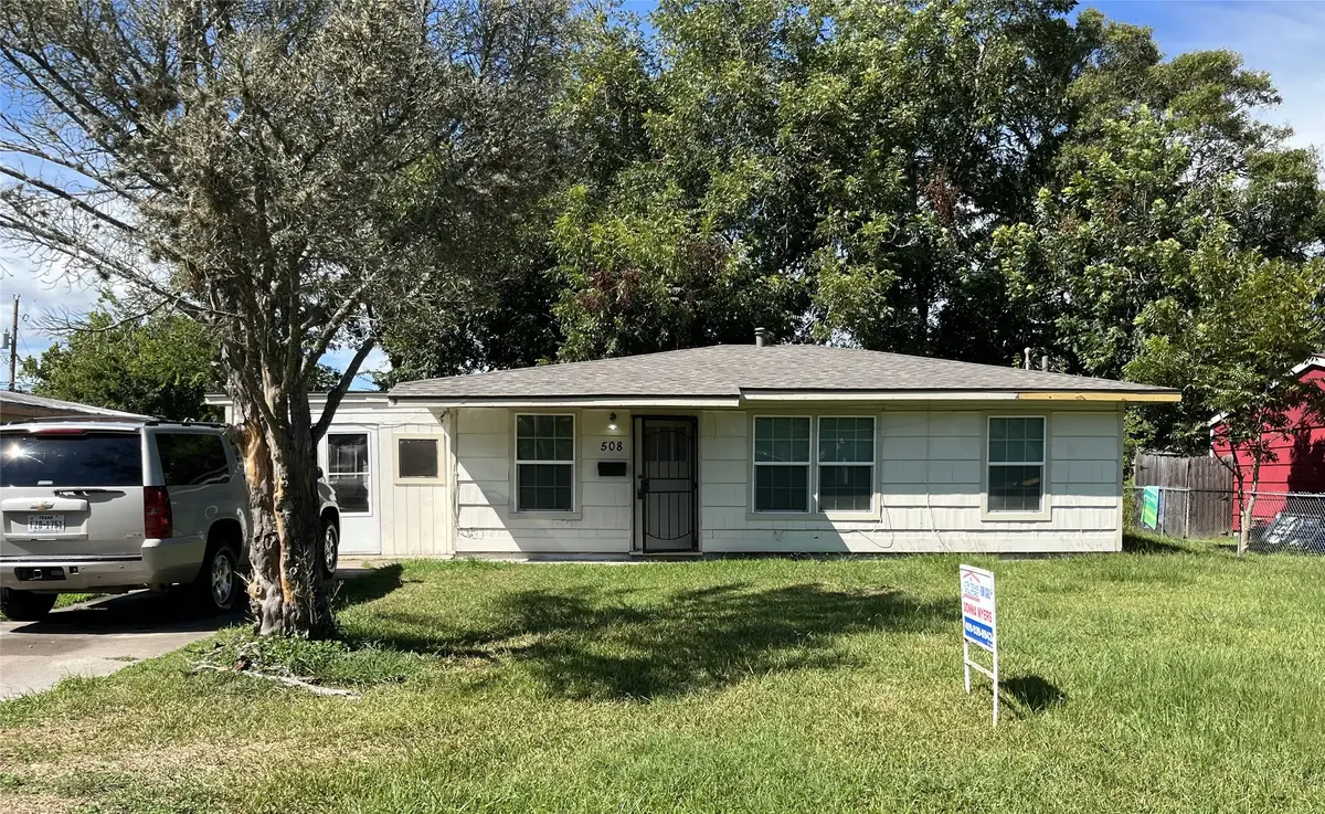 508 Honeysuckle Drive, La Marque, TX 77568 - #1