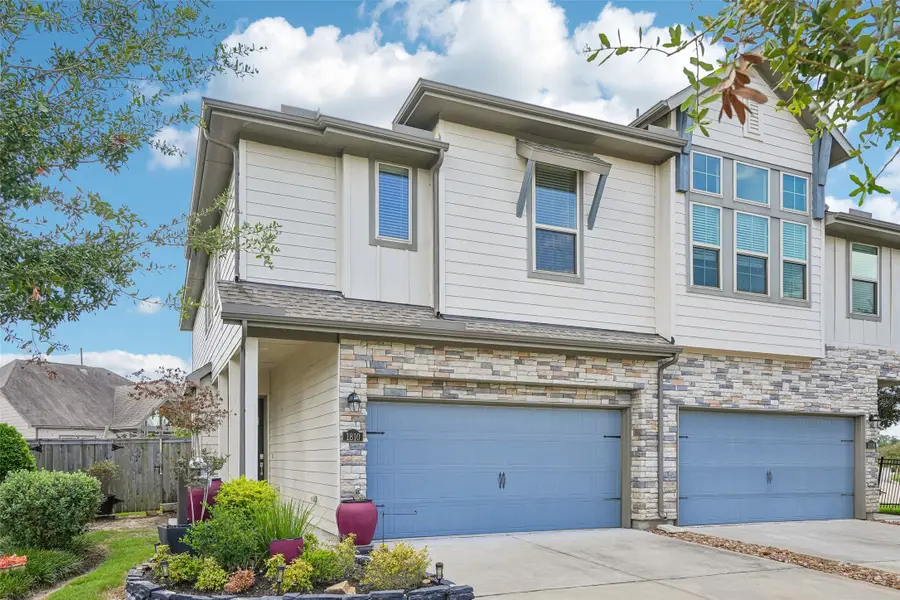 1810 Ryon Falls Drive, Richmond, TX 77469 - #2