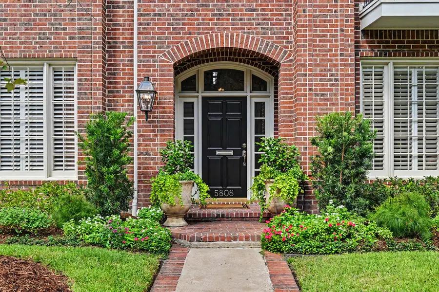 5808 Fordham Street, West University Place, TX 77005 - #2