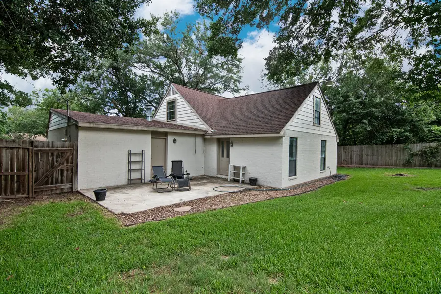 2410 Valley Drive, Brenham, TX 77833 - #2