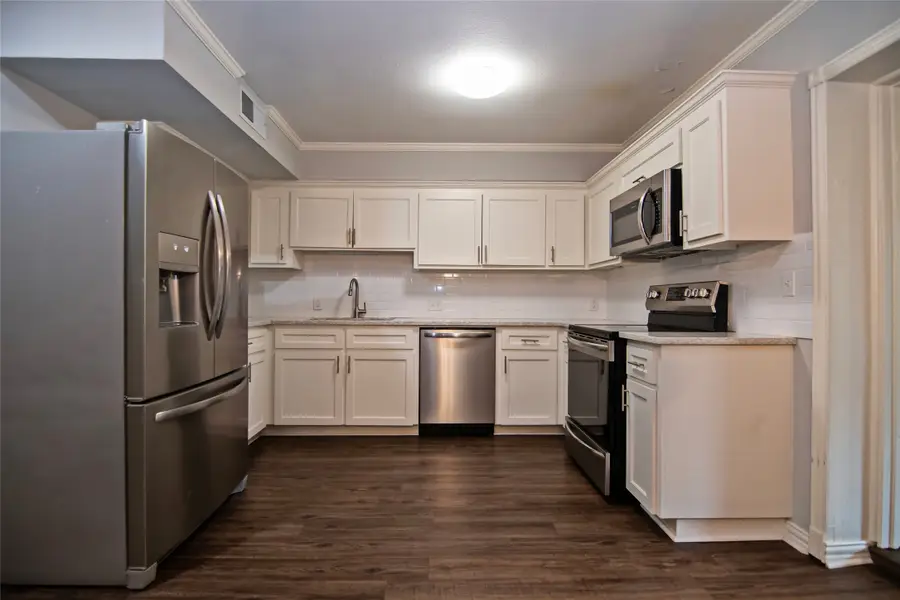 2410 Valley Drive, Brenham, TX 77833 - #3