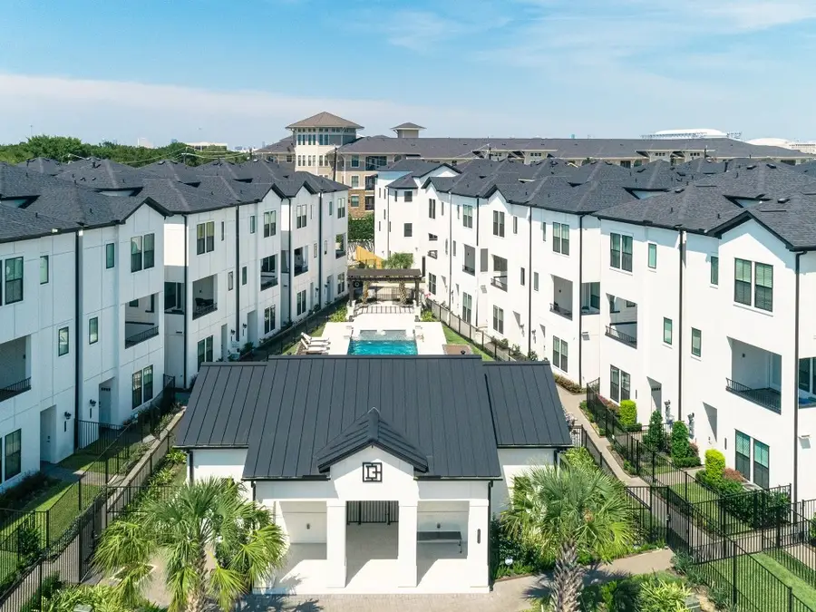 2708 Grand Fountains Drive #F, Houston, TX 77054 - #3