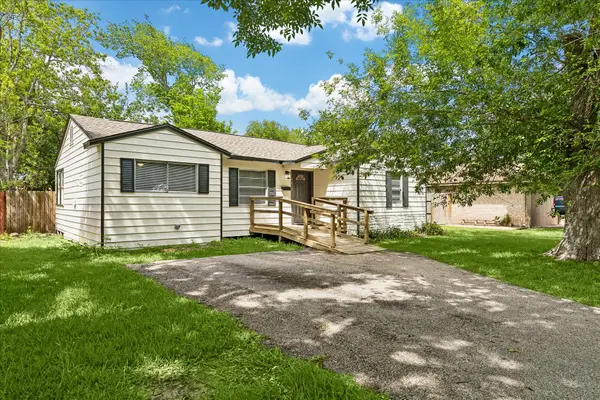 7413 Faith Drive, Deer Park, TX 77536