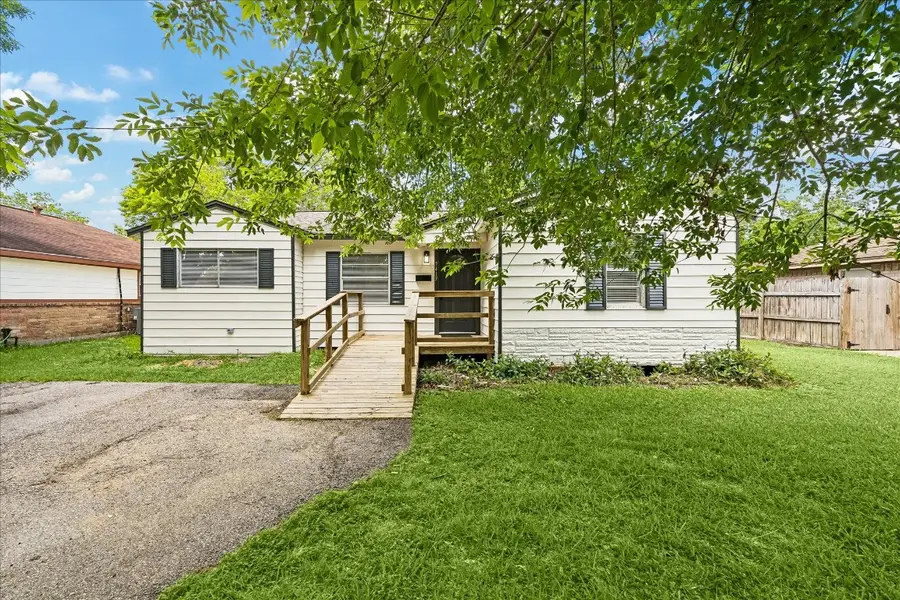 7413 Faith Drive, Deer Park, TX 77536 - #3