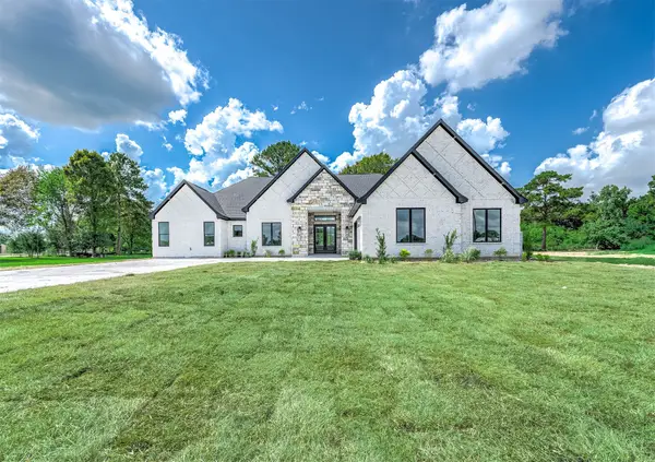 25 Private Road 6612, Dayton, TX 77535
