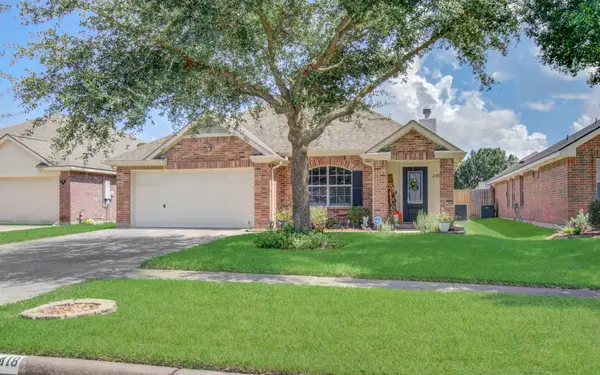 2418 Seguine Drive, Deer Park, TX 77536