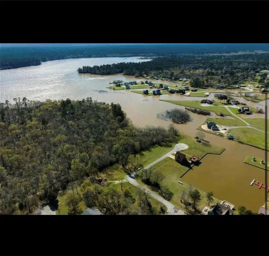 43 Lakecrest Lane, Huntsville, TX 77340 - #2