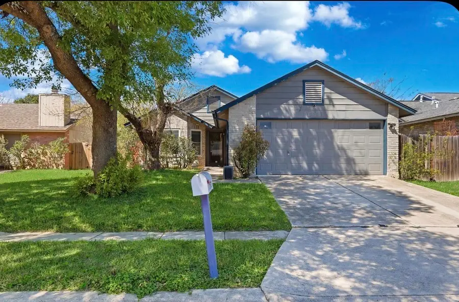 5775 Larkdale Drive, San Antonio, TX 78233 - #2