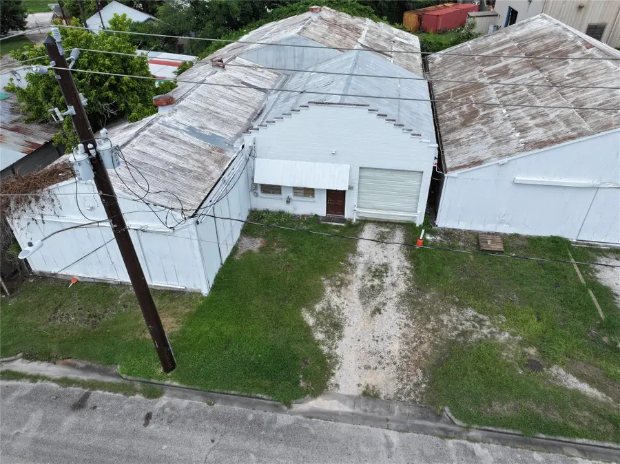 6839 Avenue W, Houston, TX 77029 - #3
