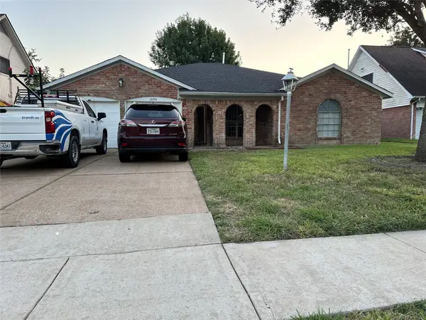 15770 Chimney Rock Road, Houston, TX 77489