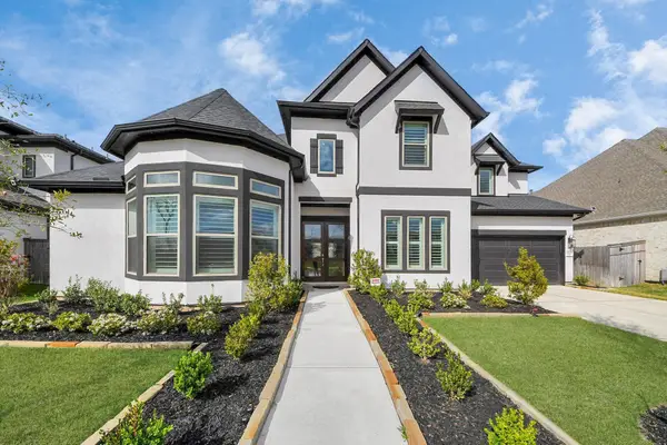 10015 Crescent Wood Drive, Missouri City, TX 77459