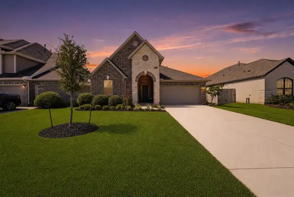 32323 Cedar Crest Drive, Waller, TX 77484