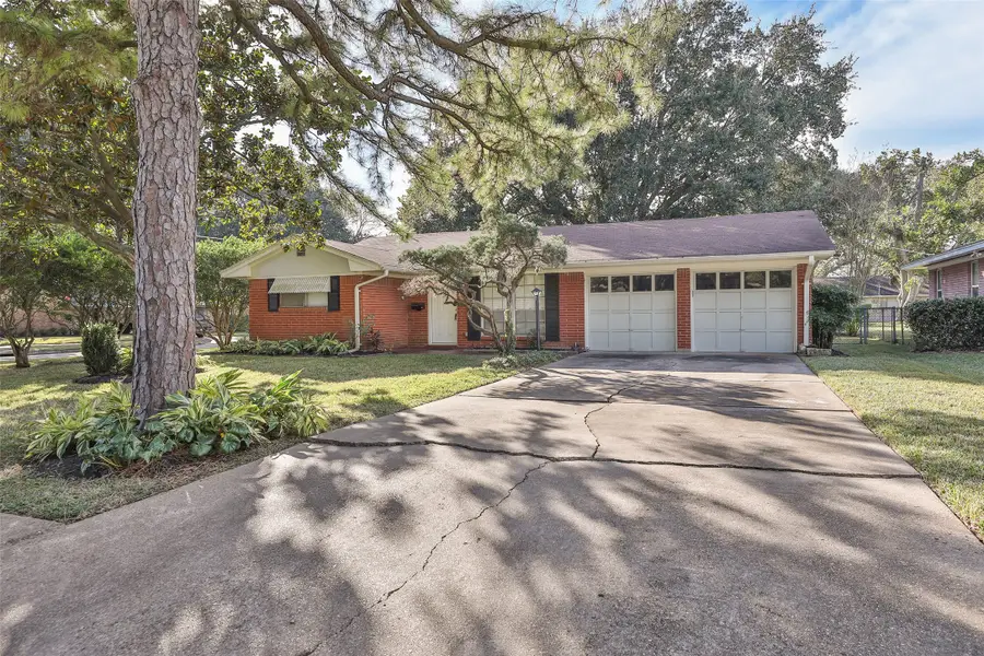 614 Kyle Street, Sugar Land, TX 77478 - Image #2