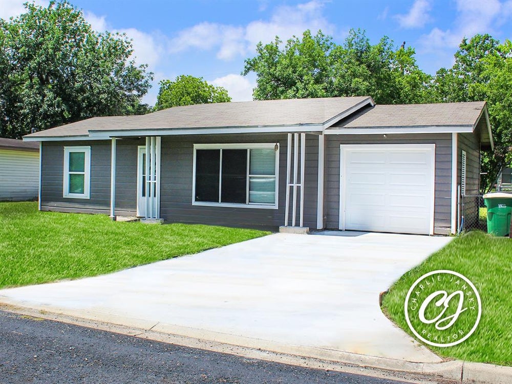 1003 Oliver Street, Victoria, TX 77901 ERA