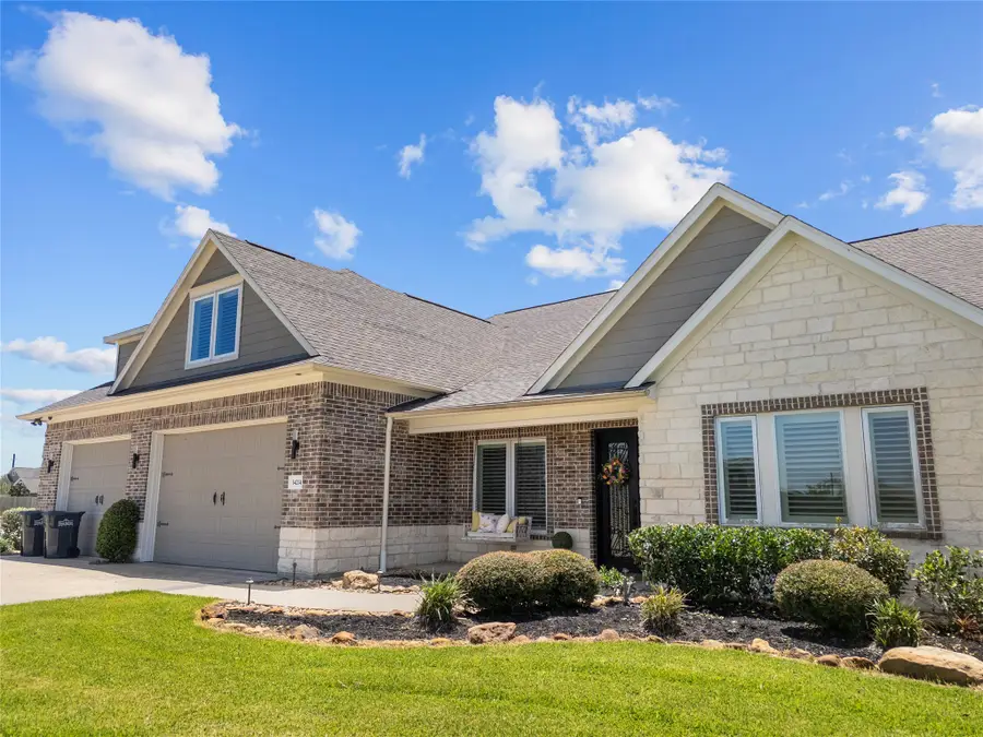 14214 Meadowlands Drive, Monterey Belvieu, TX 77523 - #3