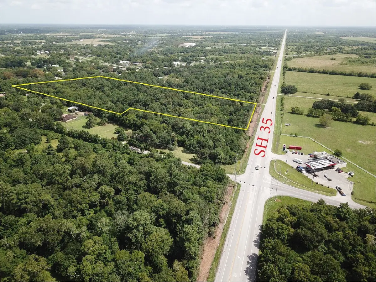 SH 35 Sh 35, Alvin, TX 77511 - Image #1