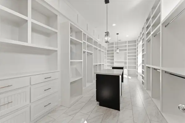 1902 W 25th Street, Houston, TX 77008