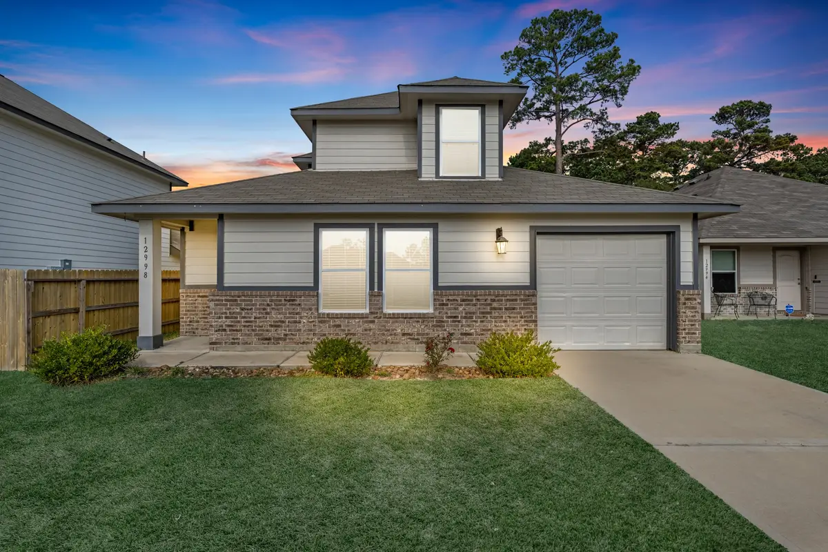 12998 Sorrento Bay Drive, Willis, TX 77318 - Image #1