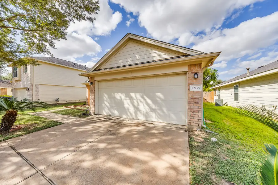 19538 Billineys Park Drive, Katy, TX 77449 - Image #2