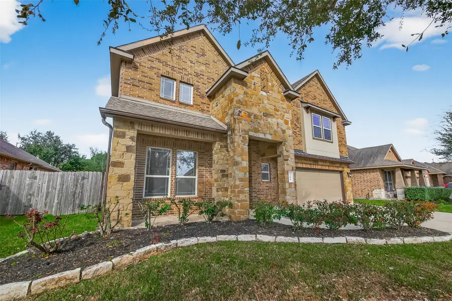 706 Fairway Drive, La Porte, TX 77571 - Image #3