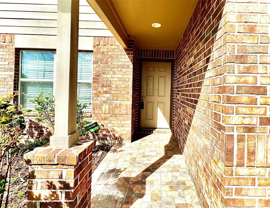 8210 Oakleaf Meadow Court, Rosharon, TX 77583 - #3