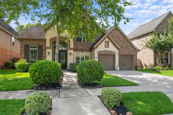 70 Genova Way Lane, Missouri City, TX 77459