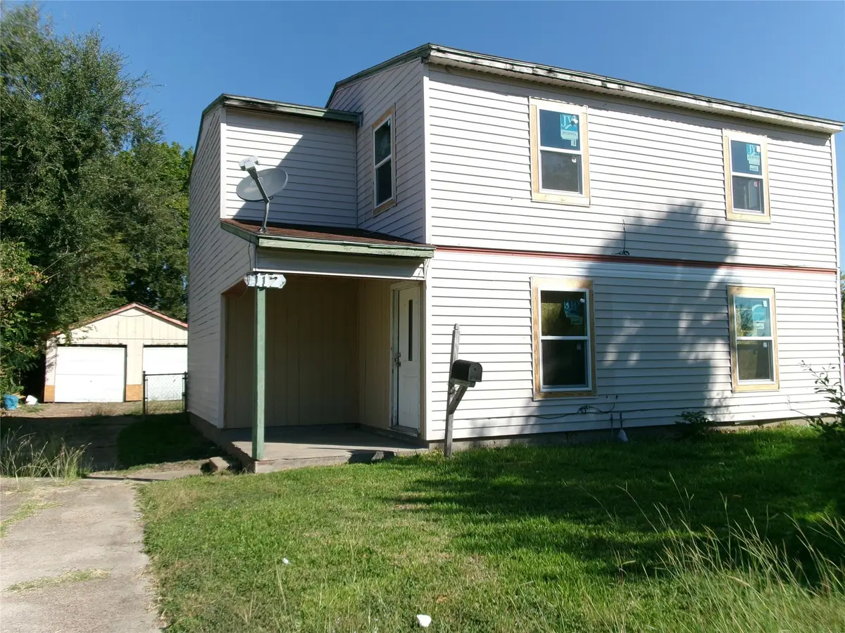 1112 3rd Avenue N, Texas City, TX 77590 - Image #1