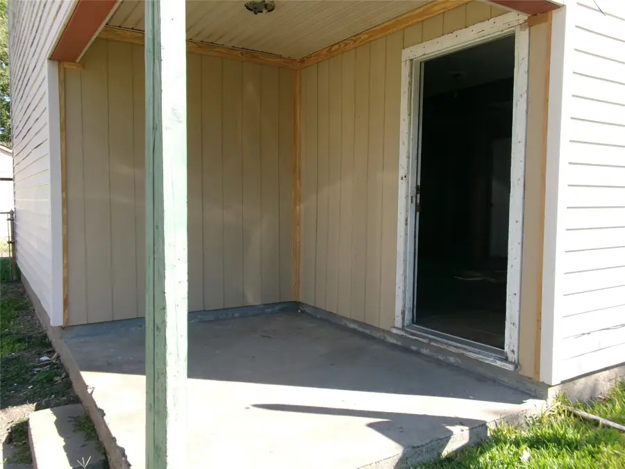 1112 3rd Avenue N, Texas City, TX 77590 - Image #3