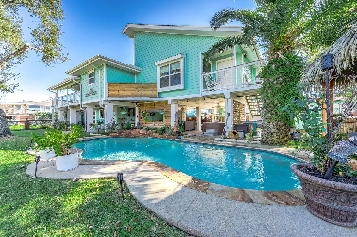 325 Ling Street, Bayou Vista, TX 77563 - Image #1