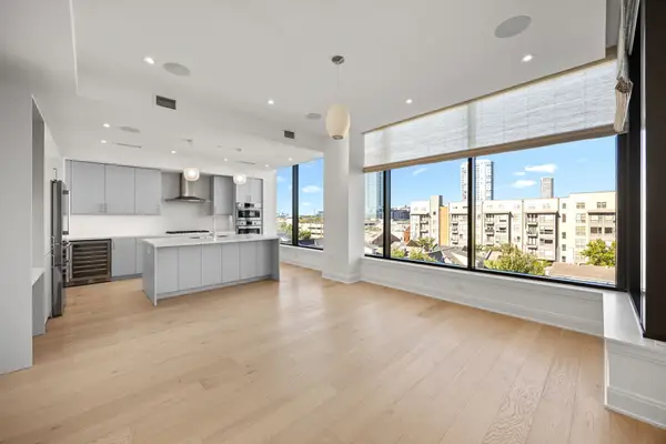 2323 W Main Street #506, Houston, TX 77098