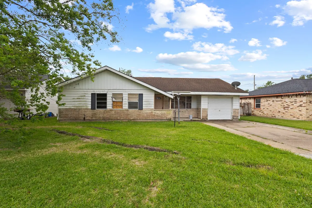 5145 Raleigh Drive, Beaumont, TX 77706 - #1