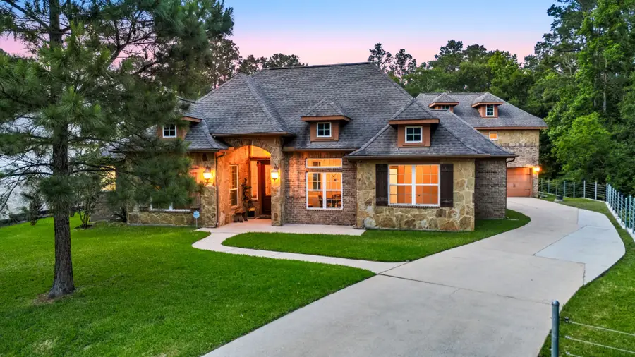 42 Brookefield Circle, Magnolia, TX 77355 - #2