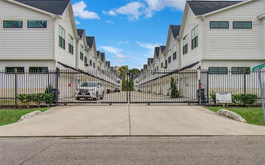 6420 Highland Pine Lane, Houston, TX 77091 - #2