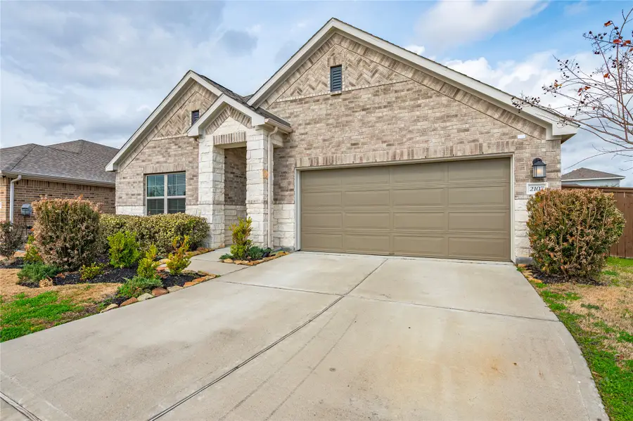 2107 Santa Ana Way, Baytown, TX 77523 - #3