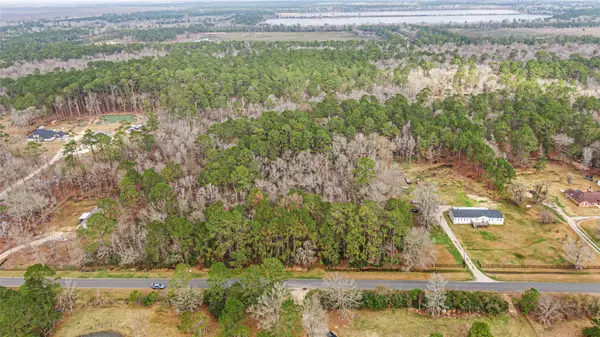 0 Lake Charlotte Road, Wallisville, TX 77597