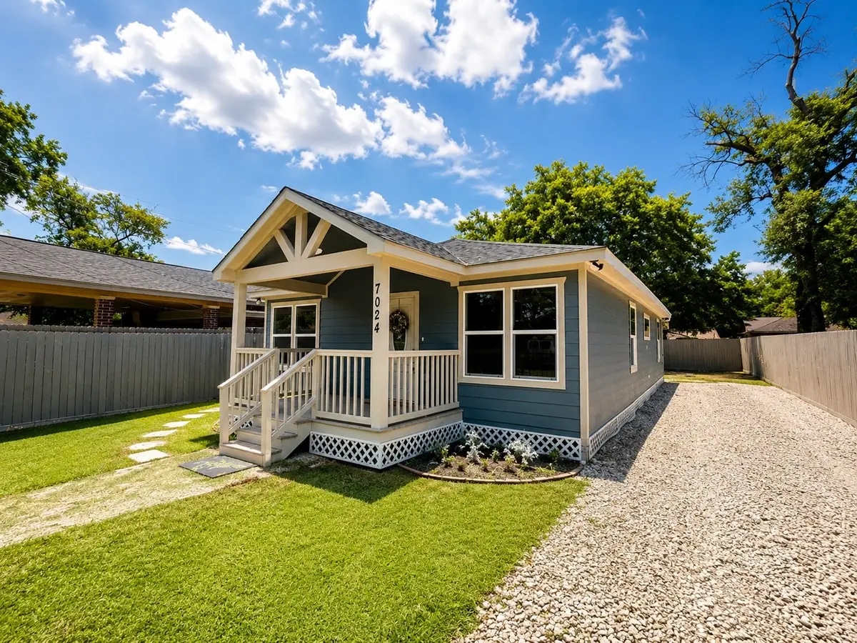 7024 Gonzales Street, Houston, TX 77020 - #1