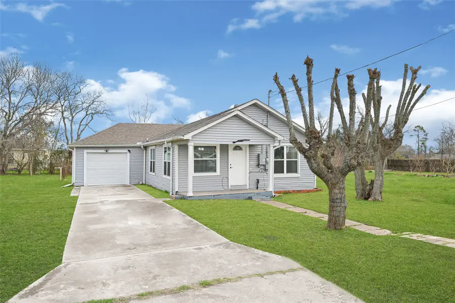 312 Hemphill Street, Texas City, TX 77591 - Image #2