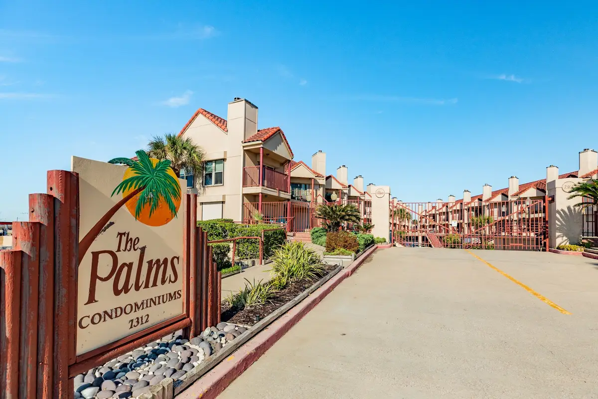 7312 Seawall Boulevard #112, Galveston, TX 77551 - Image #1