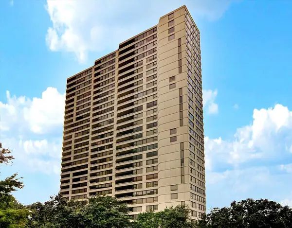 14 Greenway Plaza #6P, Houston, TX 77046